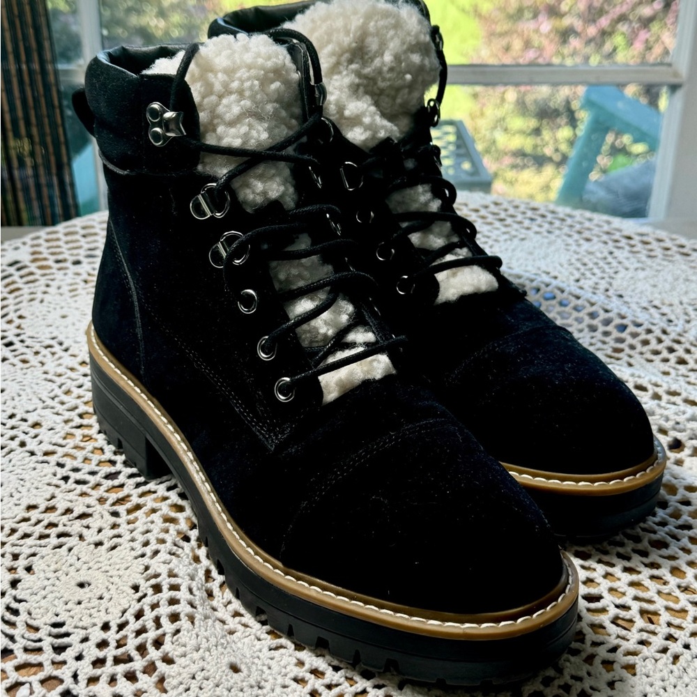 Women’s Hiker Ankle Boots Stylish & Cozy Size 9 M Black Skid Proof sku 731